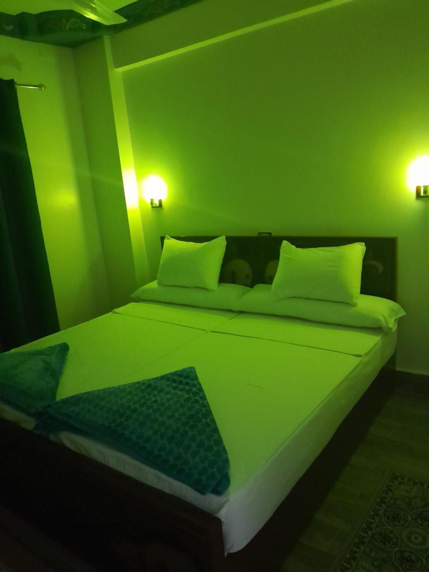 Osiris Guest House Abou Simbel Extérieur photo